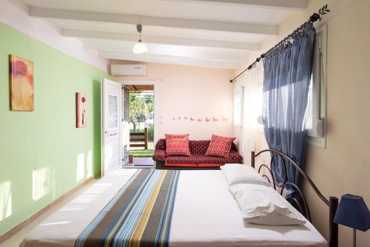 Agatha House Aparthotel Valti Bagian luar foto