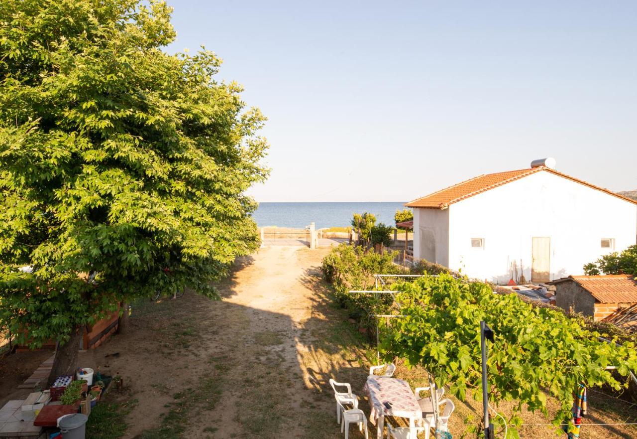 Agatha House Aparthotel Valti Bagian luar foto