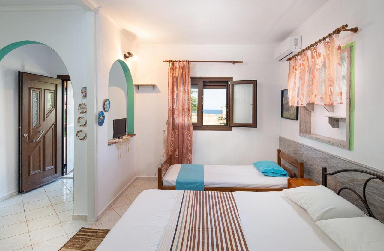 Agatha House Aparthotel Valti Bagian luar foto