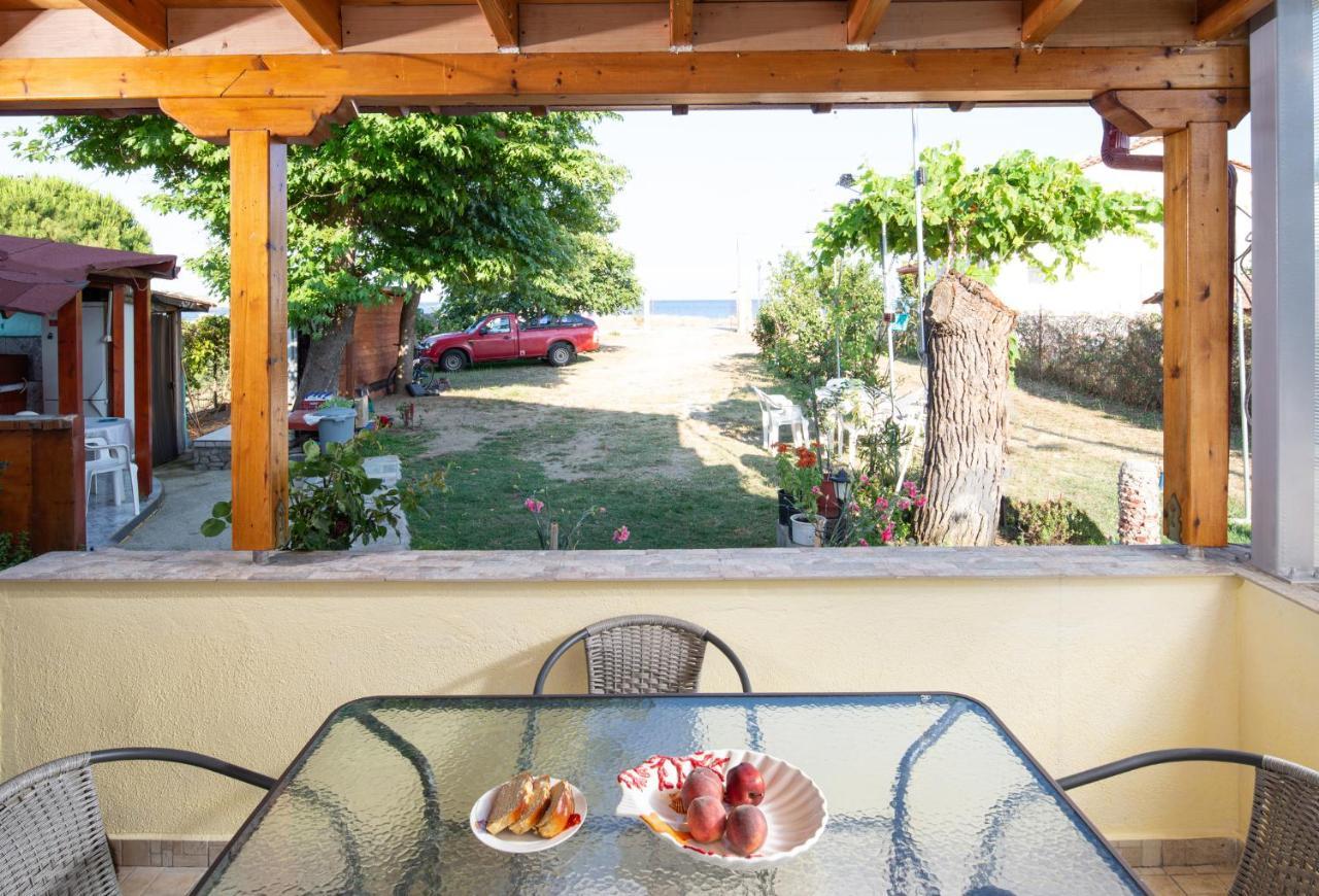Agatha House Aparthotel Valti Bagian luar foto