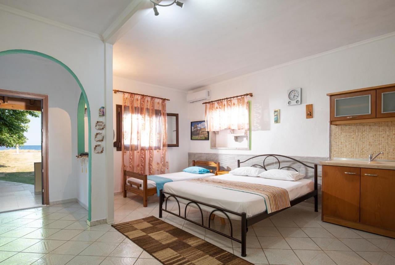 Agatha House Aparthotel Valti Bagian luar foto